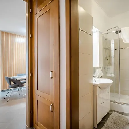 Bpr Timber Loft With Balcony Apartment Budapest
